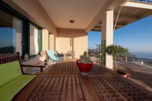 outdoor relaxing table