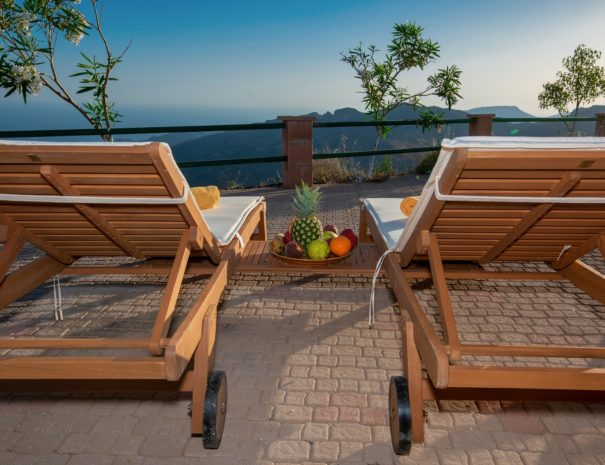 Best View Mountain Villa Chania- villa 87 sunbeds amazing view